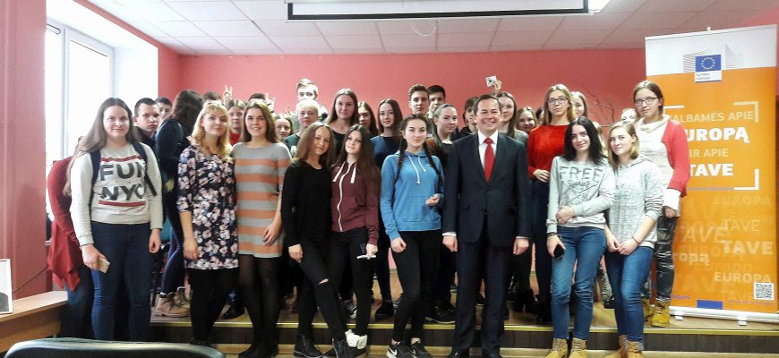 Kamajų Antano Stazdo gimnazijoje – A. Pranckevičiaus paskaita