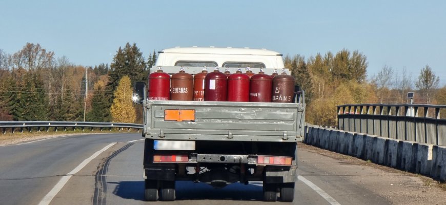 Seimas patvirtino galutinai: SND akcizas nuo kovo – 13 eurų už toną