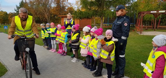 Dviračių diena lopšelyje - darželyje „Varpelis“